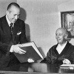 Carlos_Arias_Navarro_and_Franco_1975