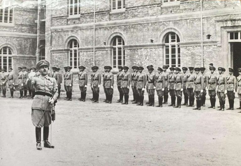 franco-discurso-a-los-alumnos-de-la-academia-general-militar-19e68d-1024