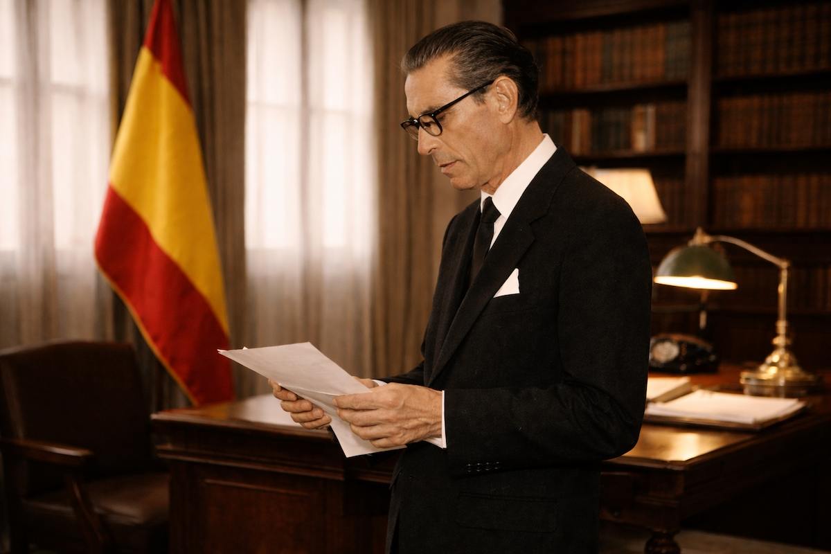Enrique Fontana Codina en su despacho