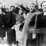 Francisco Franco como Jefe del Estado en acto oficial