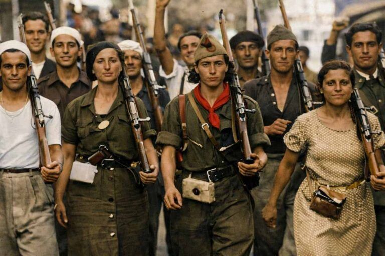 ARMAMENTO.