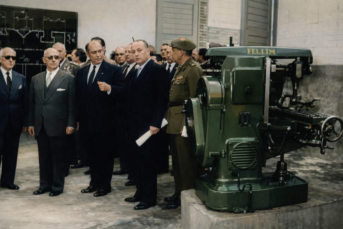 Francisco Franco en centro de formación en Barcelona