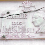 65 Placa calle Jos‚ Antonio en Blanca