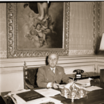 Retrato del caudillo en el palacio del Pardo