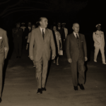 Inauguración por el caudillo y su esposa del museo de carrozas reales