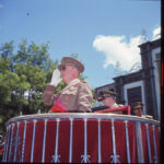Retratos de Francisco Franco presidiendo el Desfile de la Victoria 01-01-1962