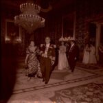 Visita a España del presidente de Filipinas, don Dioslado Kacapagal: manifestación popular, a su paso por Madrid, en contra de la reunión de Munich; entrega de las llaves de la ciudad por el alcalde, conde de Mayalde; en el Palacio Real. 01 al 04-07-1962