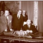 Francisco Franco posa para NODO y televisión con motivo del mensaje de Fin de Año