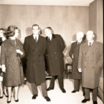 Francisco Franco recibe en Barajas al rey Pablo de Grecia y posteriormente en audiencia en el palacio del Pardo, y con los príncipes D. Juan Carlos y Doña Sofía 01 y 03-12-1963