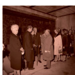 Francisco Franco recibe en Barajas al rey de Grecia, acompañaba a S.E. los príncipes, D. Juan Carlos y D.ª Sofía, ministros y otras autoridades; Francisco Franco recibe en el Pardo al rey de Grecia; Francisco Franco despide en Barajas al rey de Grecia; conversando con los príncipes 1, 3 y 12-12-1963