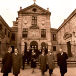 Francisco Franco visita el real monasterio de la Encarnación, en Madrid, después de ser restaurado, en compañía de Carrero Blanco y del marqués de Lozoya 06-04-1965
