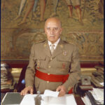 Fotos de estudio de Francisco Franco en el Palacio del Pardo 30 – 09 – 1966
