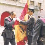 2. Renovando el juramento a la bandera tras 25 años de su primer jurado